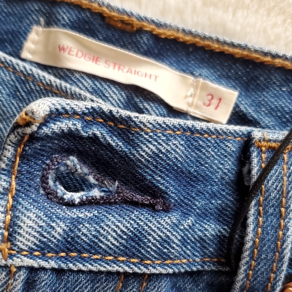 NEW! Levi's Wedgie Straight - Picture 5 of 9